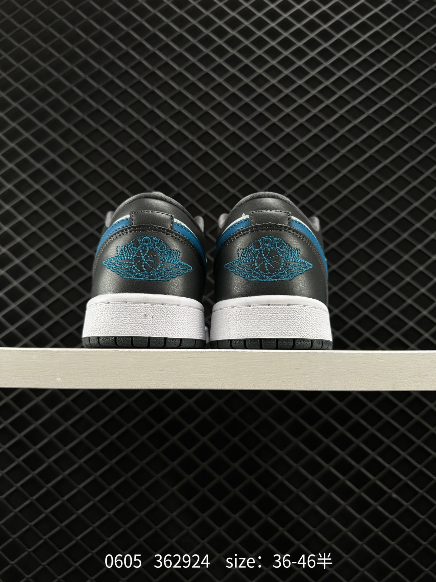 Air Jordan 1 Low AJ1